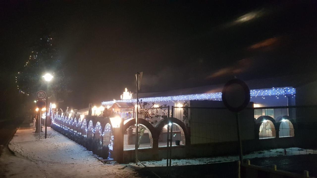 Zimmervermietung Zahn Baalberge Exteriör bild