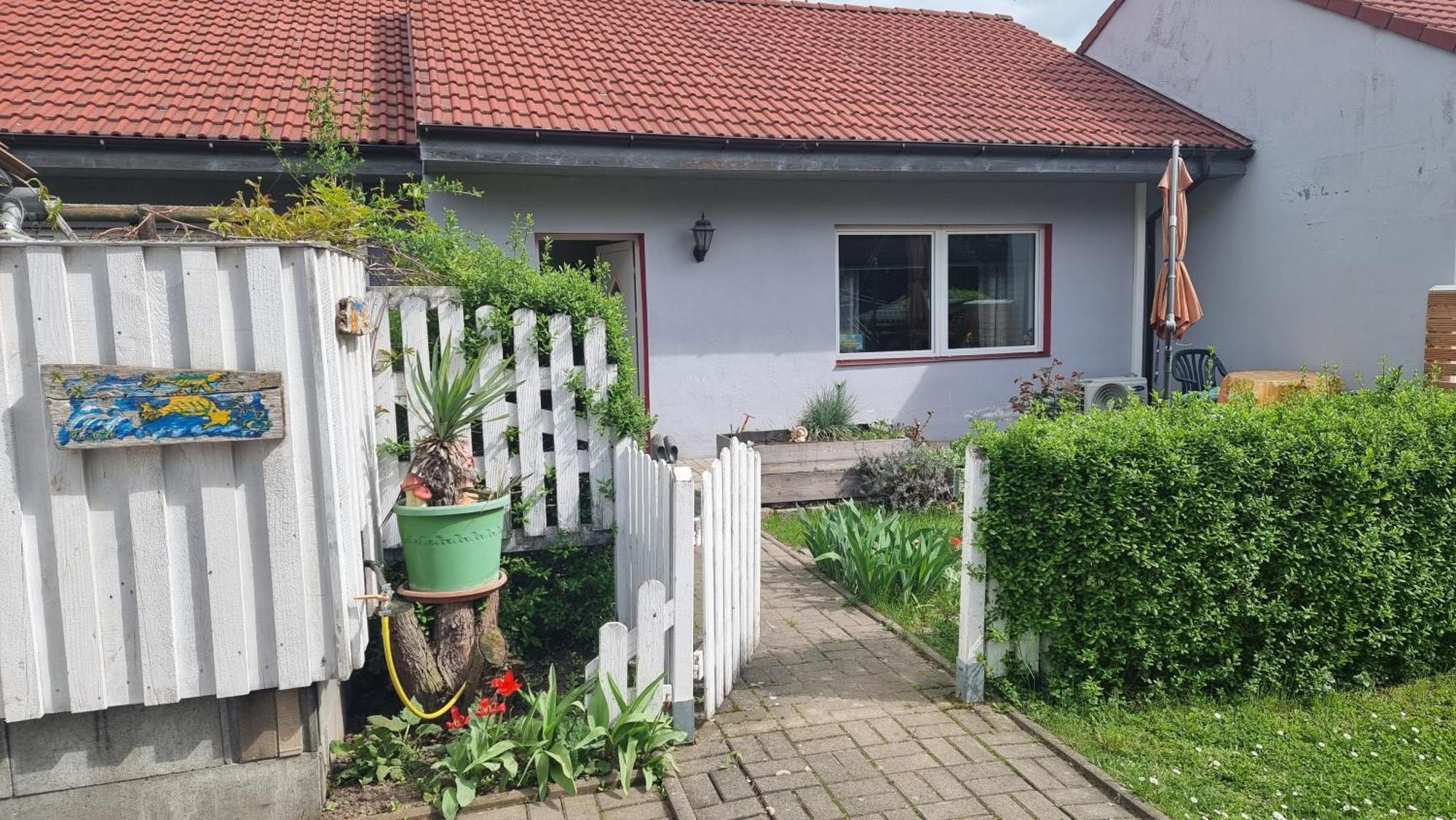 Zimmervermietung Zahn Baalberge Exteriör bild